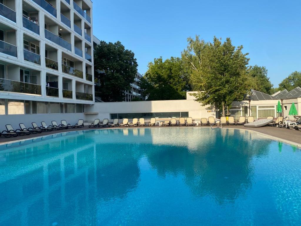 Hotel Agora Neptun Exterior foto